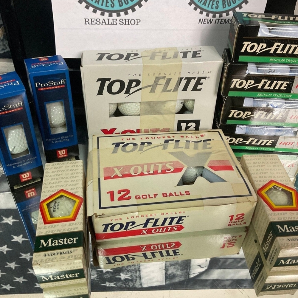Two Pro Staff, Two Masters, 1 vintage to fight x-out plus one vintager, 4 more